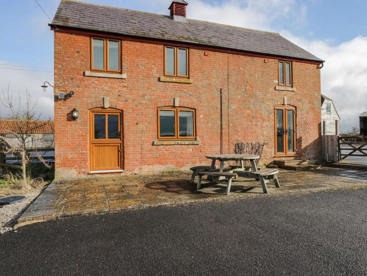 Stables Cottage Melksham Exterior photo
